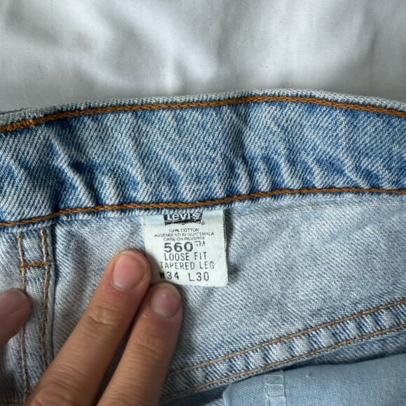 Levi’s Denim Women's Shorts - Picture 4 of 7